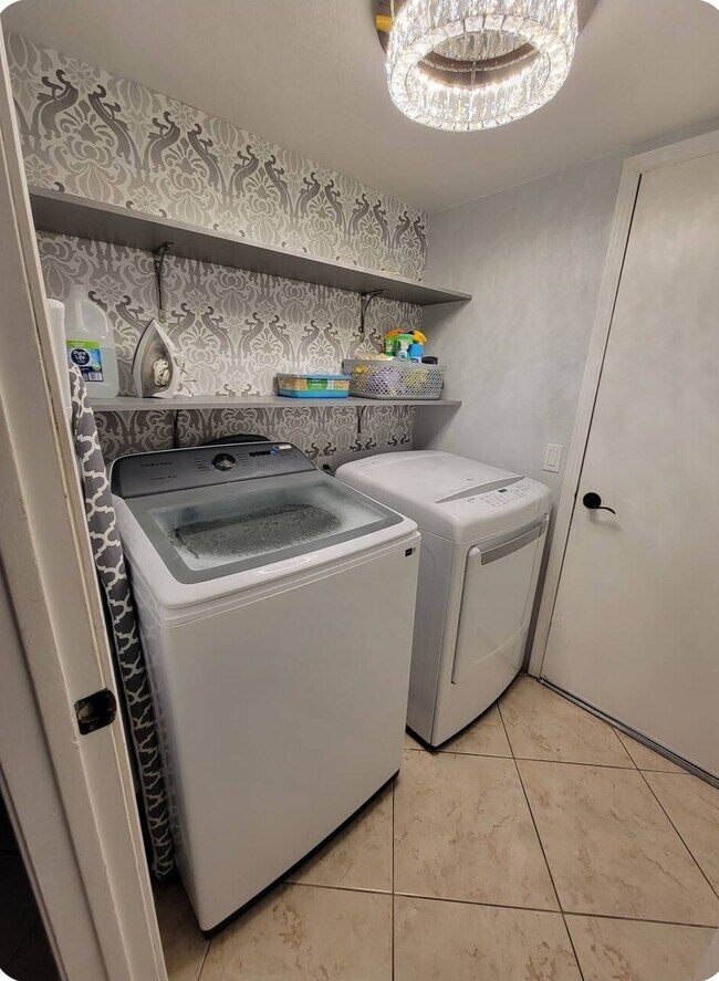 Foto del edificio - 144 Southwind Dr