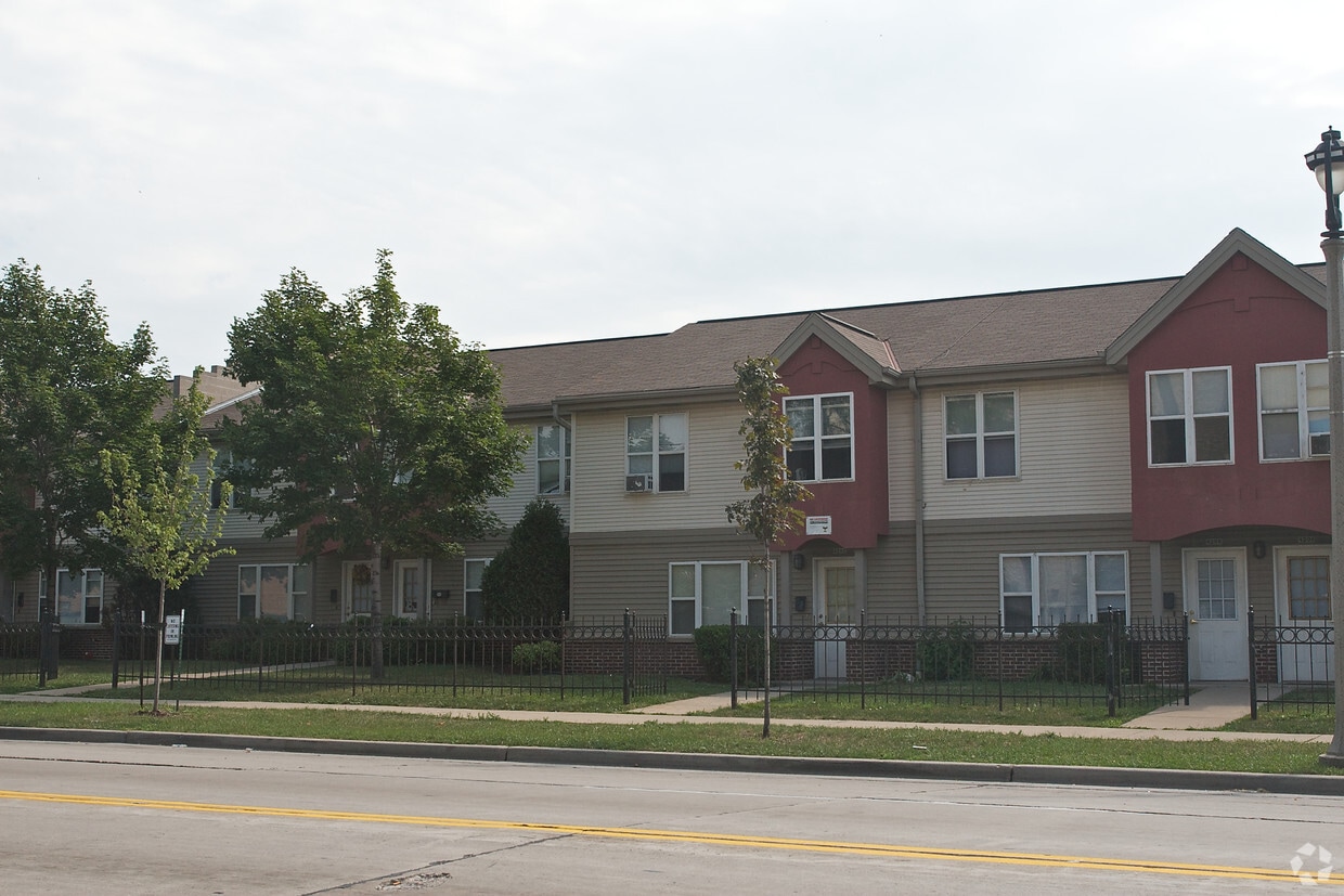 Primary Photo - 4218 N 27th St