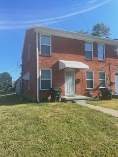 Primary Photo - 3433 Young Ave