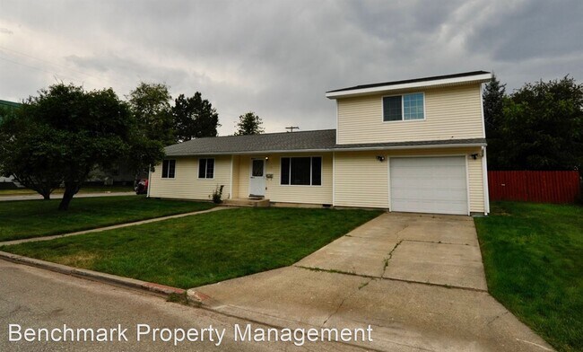 Foto del edificio - 4 br, 1 bath House - 224 S. 2nd Ave