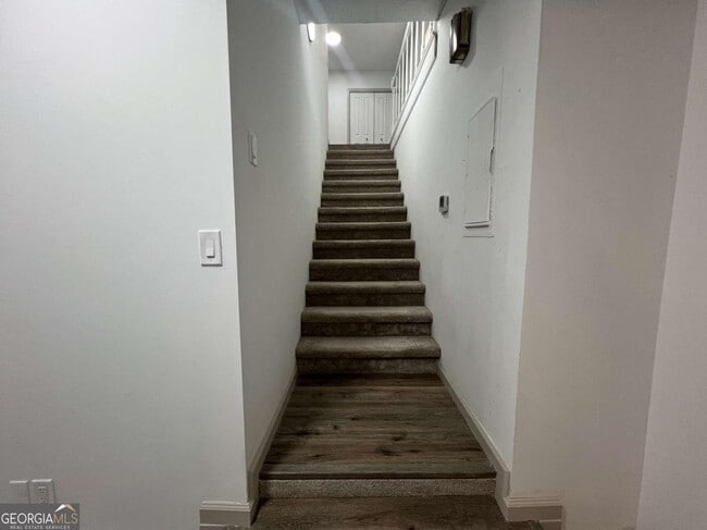 Foto del edificio - 5760 Penfield Pl