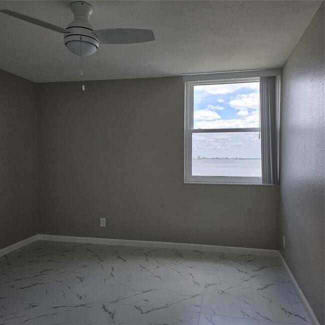 Building Photo - 4015 Bayshore Blvd
