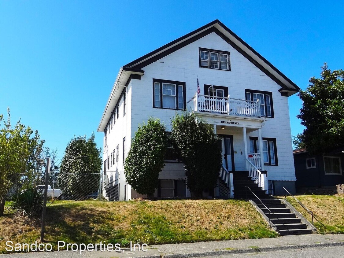 Primary Photo - 632 N State St