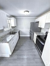 Building Photo - 2839 Kiowa Ave