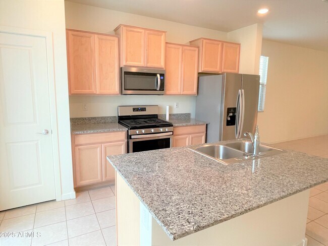 Building Photo - 30976 N Audobon Dr