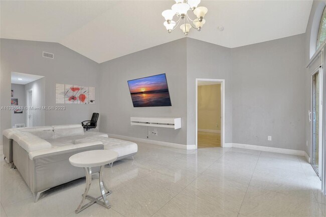 Foto del edificio - 1022 W Jasmine Ln