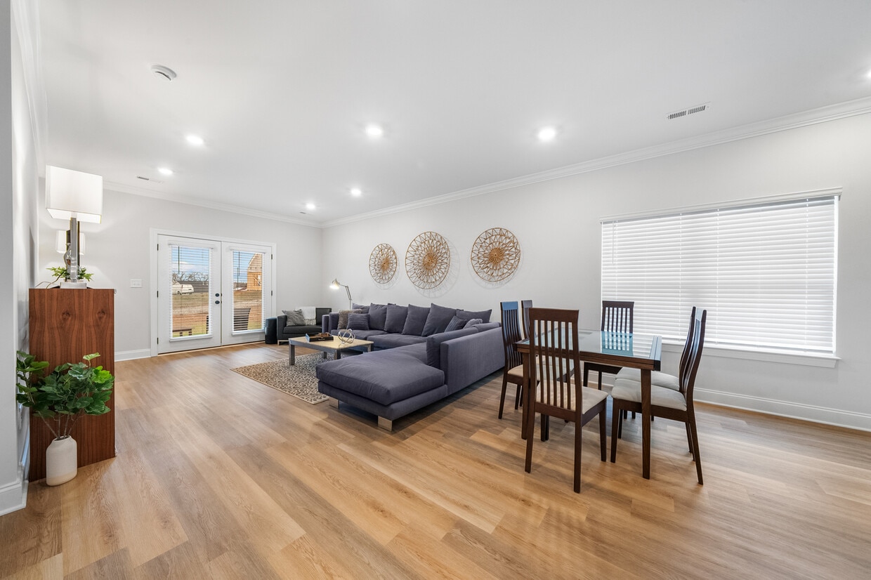 Photo - 1519 Spring Berry Ln (Knoxville, TN)