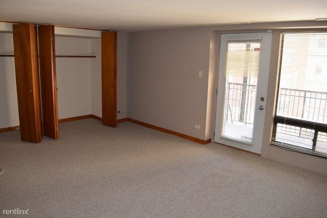Building Photo - 2 br, 2 bath Apartment - 1004 N Clark St # 4N