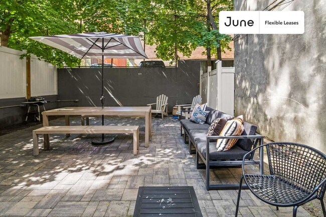 Foto del edificio - Modern ROOM at The Hamilton House