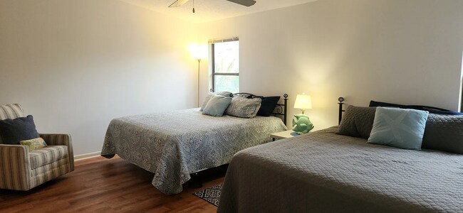 Foto del edificio - 2448 Carriage Ct