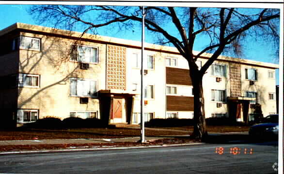 Foto principal - 68 Elizabeth Dr