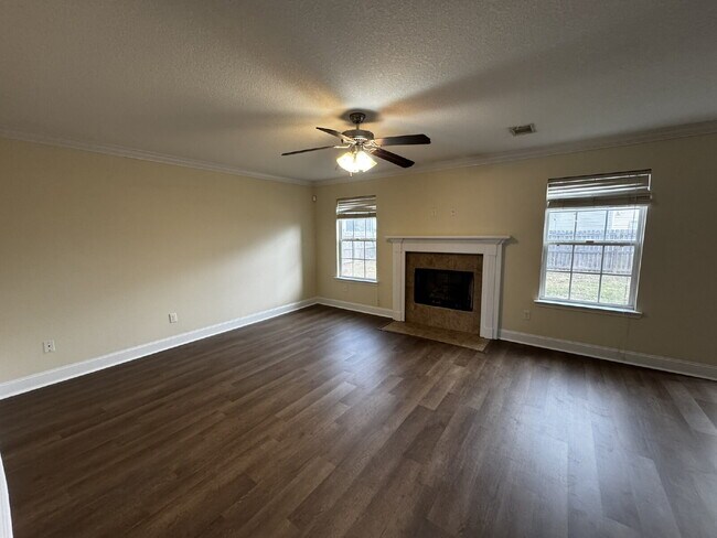 Foto del edificio - House for Rent