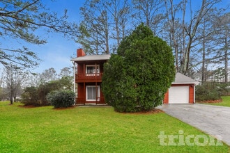 Building Photo - 236 Independence Dr