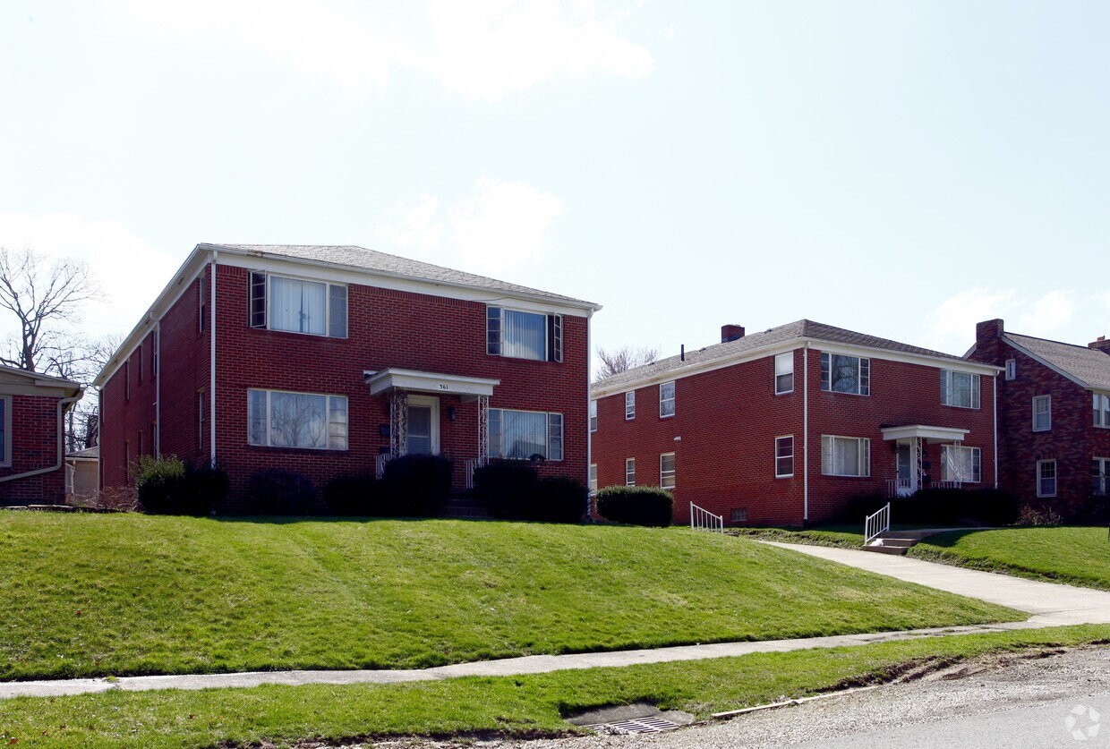 Foto del edificio - 361-367 Townview Cir
