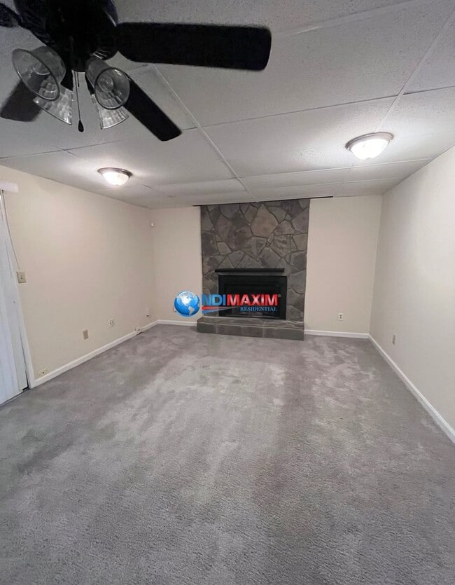 Foto del edificio - Spacious 4 bedrooms house in Lawrenceville