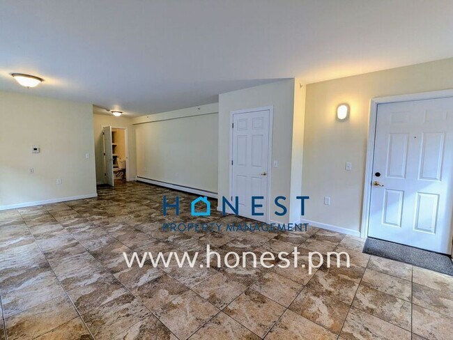 Foto del edificio - 1635 Lewiston Rd