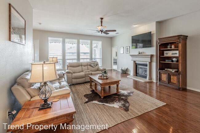 Building Photo - 4 br, 2 bath House - 2605 Alpena Drive