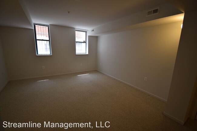 Building Photo - 1 br, 1 bath House - 2627 Adams Mill Rd NW...