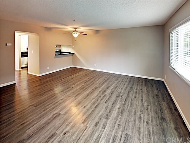 Building Photo - 6500 Country Club Dr