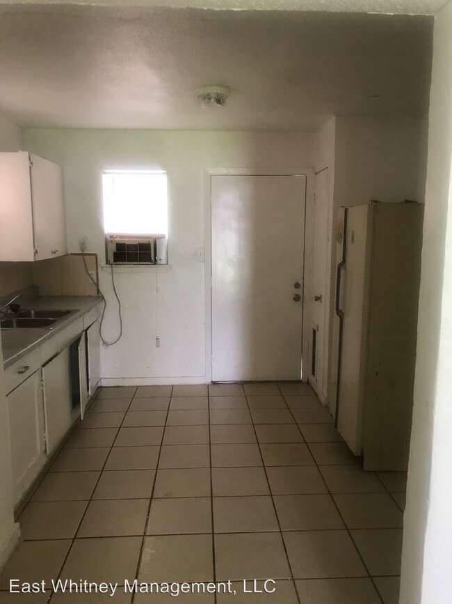 Building Photo - 8122 Autumn Ln