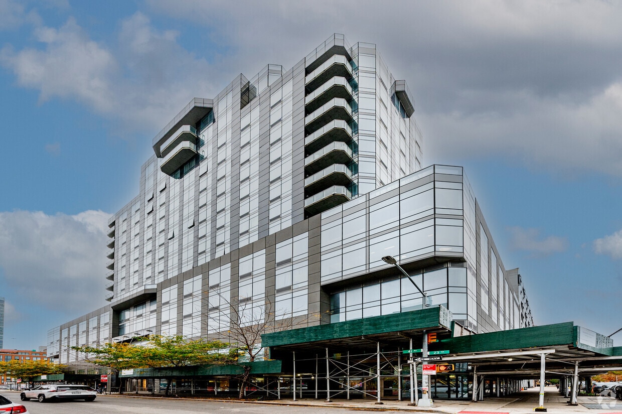 Primary Photo - Q41 Condominiums