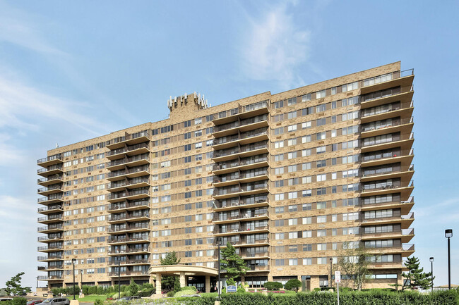 Building Photo - 55 Ocean Ave