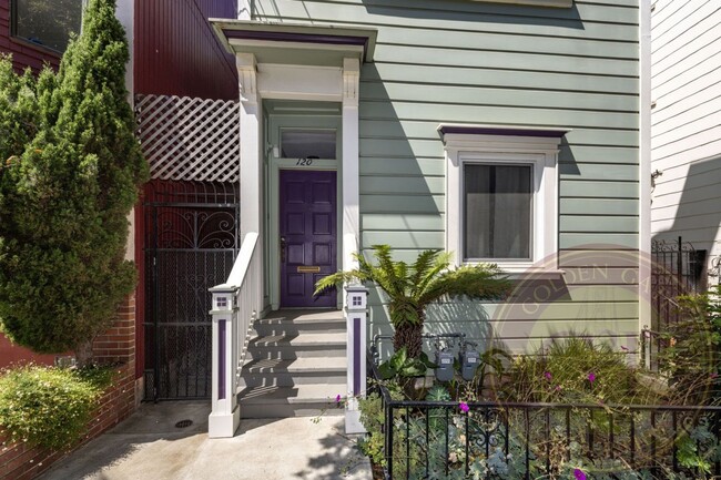 Building Photo - Dolores Heights - 2 BR, 1 BA Apartment 923...