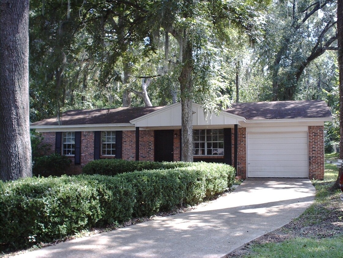 2007 Harriet Dr, Tallahassee, FL 32303 House Rental in Tallahassee