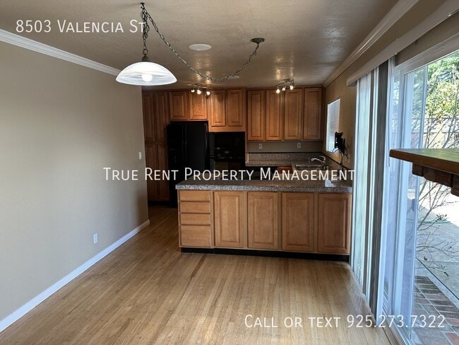 Building Photo - Well Kept 4 Bed, 2 Bath Single Level Dubli...