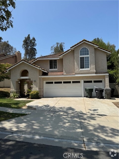 Building Photo - 2930 Juniper Dr