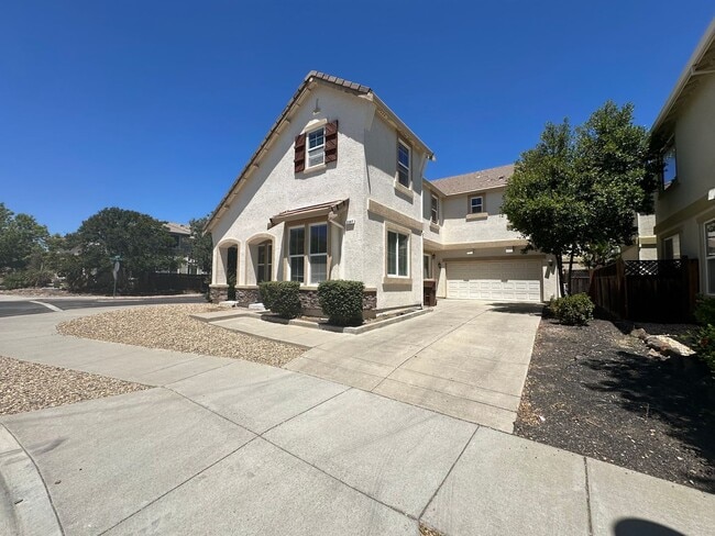 Building Photo - 2397 Tamalpais Ave
