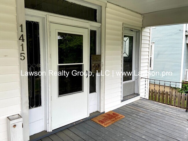 Foto del edificio - 1415 Clarke Ave SW