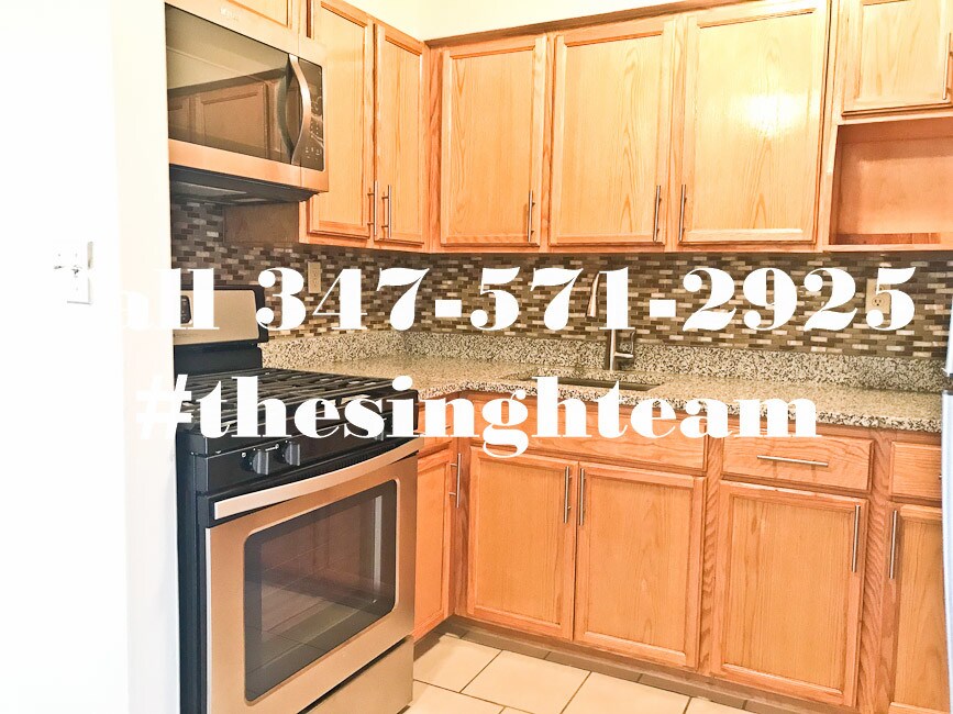 Primary Photo - 88-15 144th St