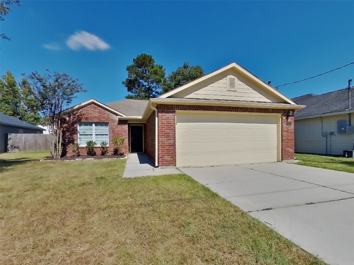 Foto principal - 16295 Hidden Deer Ln
