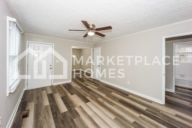 Building Photo - 67 Bailey Dr