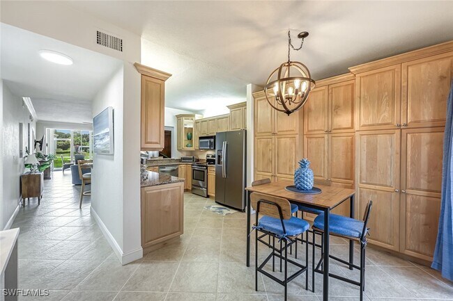 Building Photo - 832 Tanbark Dr