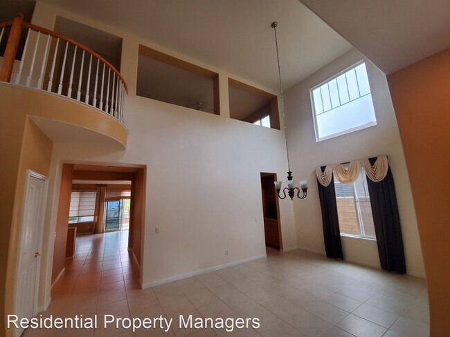 Foto del edificio - 5 br, 3 bath House - 35683 Stock Street
