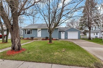 Building Photo - 212 E Minnesota St