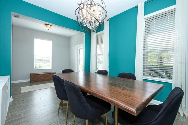 Building Photo - 12003 Theme Alley