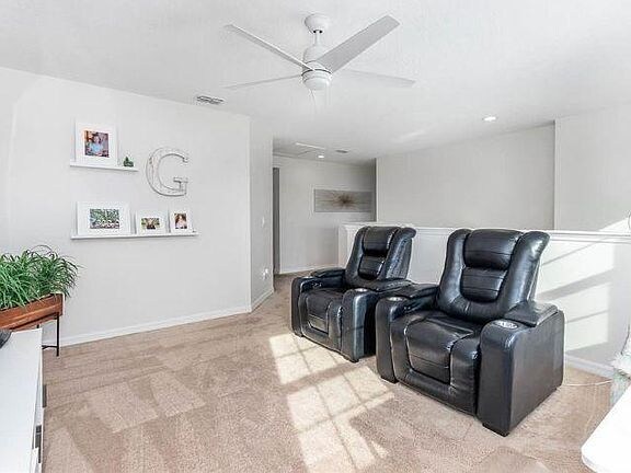 Building Photo - 4862 Rockvale Dr