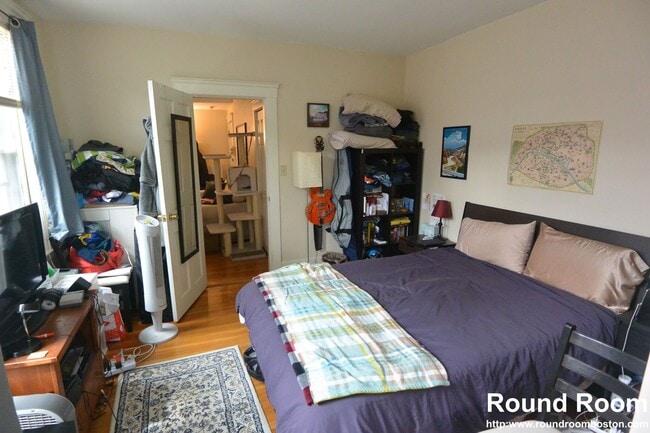 Building Photo - Nicest Apt for the BEST PRICE IN TOWN!  Sp...