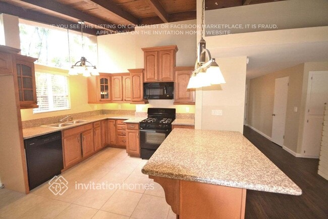 Building Photo - 8235 Garden Grove Ave