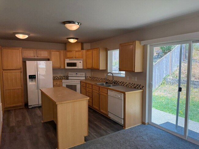 Foto del edificio - 3bd/2.25ba Maple Valley Home