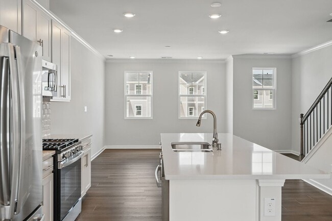 Building Photo - Brand new 3BR/2.5BA Townhouse in Apex! Ava...