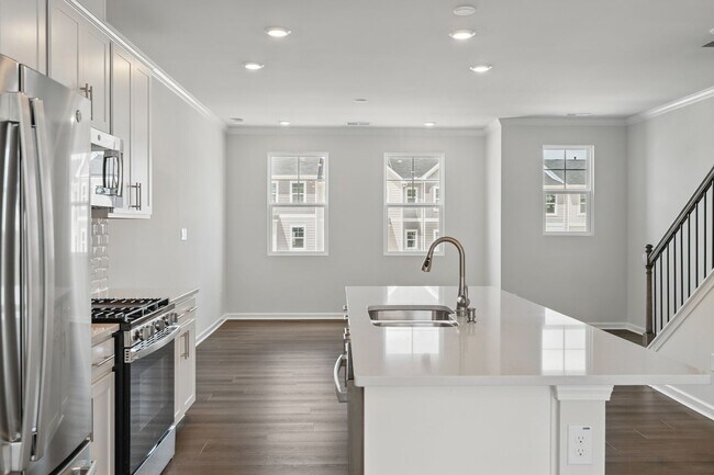 Foto del edificio - Brand new 3BR/2.5BA Townhouse in Apex! Ava...