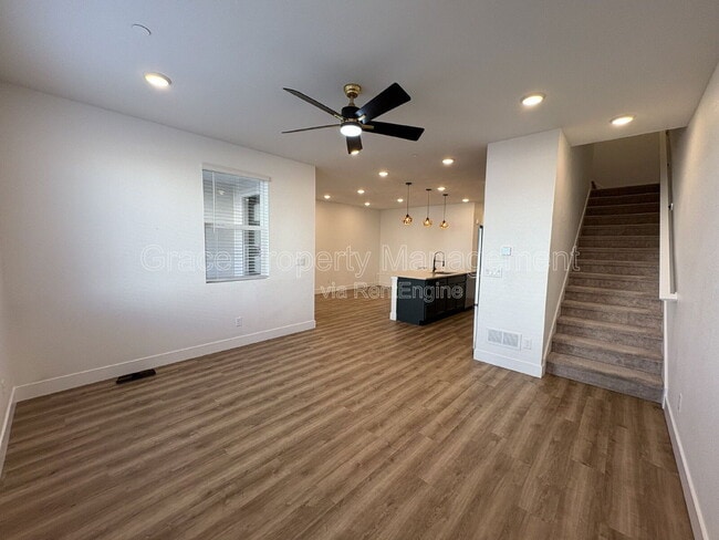 Foto del edificio - 2657 W 68th Pl