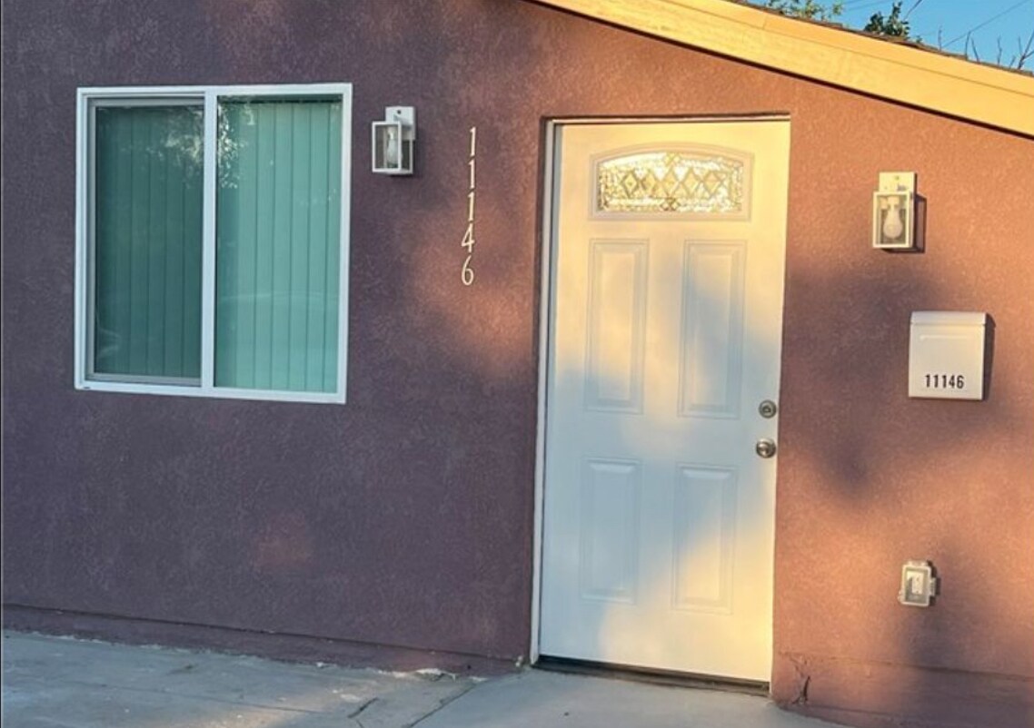 Foto principal - 11146 Babbitt Ave