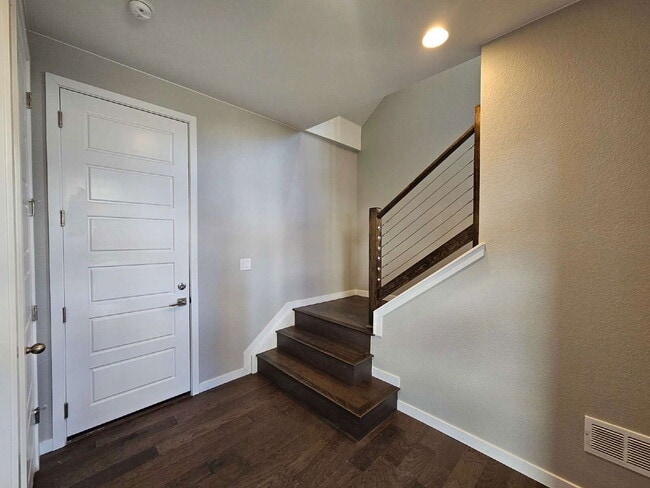 Foto del edificio - 3618 Maldives Dr