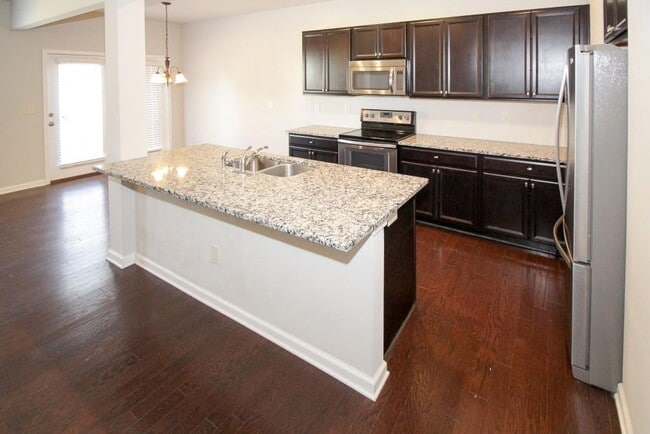 Building Photo - 1415 Brookmere Way