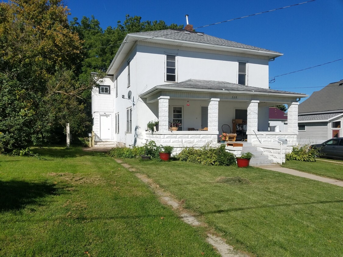 408 N East Ave Unit 408 N.East. Ave.Upper Apt, Viroqua, WI 54665